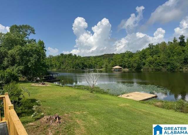 Property at 208 Lakeshore Ln, Oneonta, AL 35121, 4 beds, 2 baths