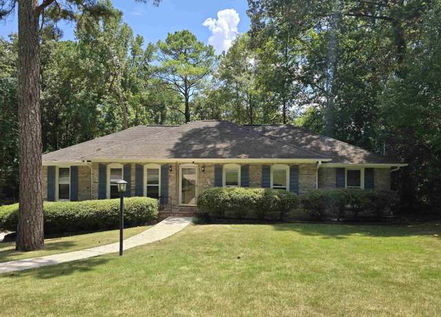 Property at 1775 Napier Dr, Hoover, AL 35226, 3 beds, 2.5 baths