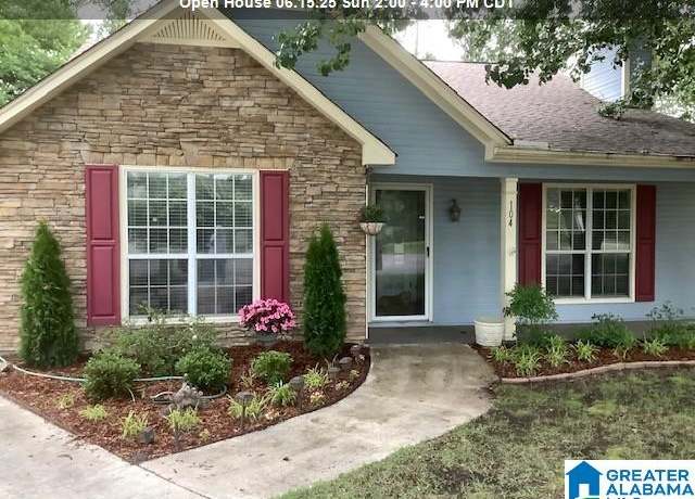 Property at 104 Brent Way, Alabaster, AL 35007, 3 beds, 2 baths