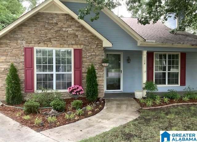 Property at 104 Brent Way, Alabaster, AL 35007, 3 beds, 2 baths
