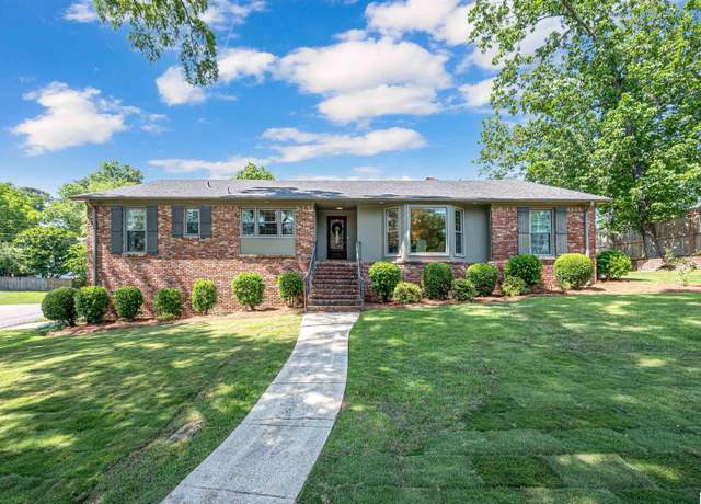 Property at 1816 Cedarwood Rd, Vestavia Hills, AL 35216, 4 beds, 3 baths