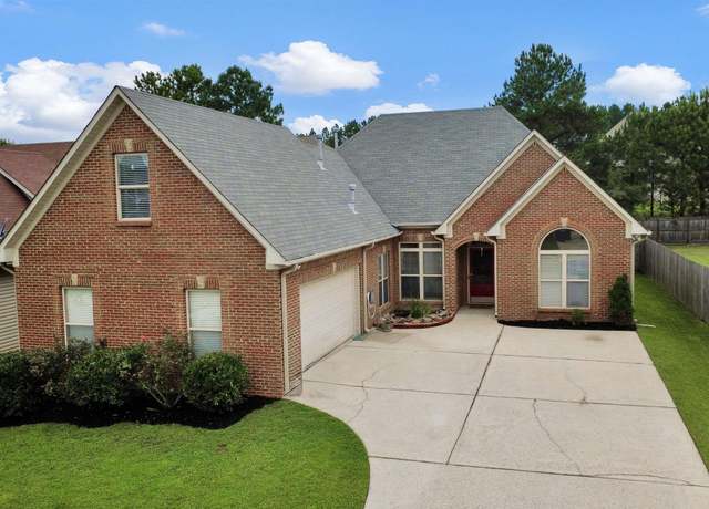 Property at 145 Oak Leaf Ct, Pell City, AL 35125, 3 beds, 2 baths
