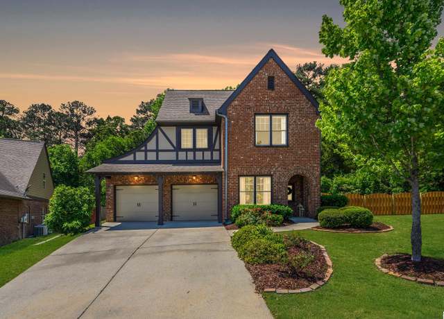 Property at 4400 Cahaba River Blvd, Hoover, AL 35216, 4 beds, 2.5 baths