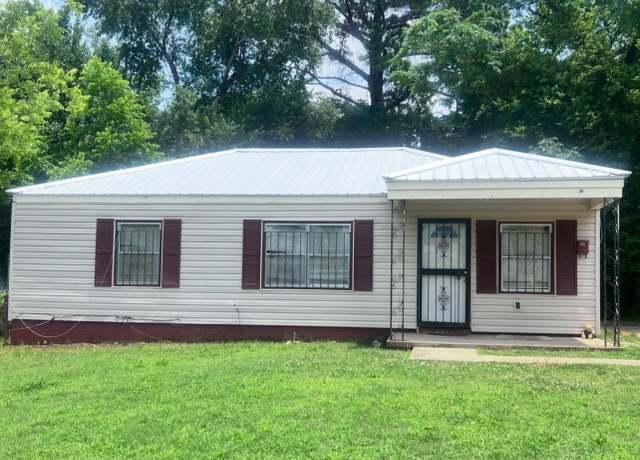 Property at 1641 17th Pl SW, Birmingham, AL 35211, 3 beds, 1 bath