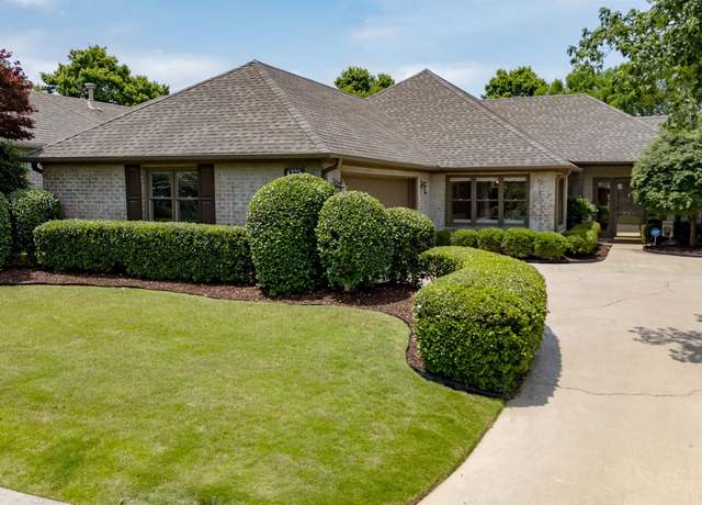 Property at 4322 Vestview Ln, Vestavia Hills, AL 35242, 3 beds, 2 baths