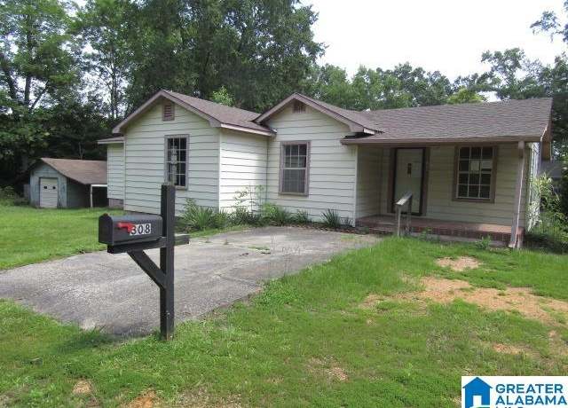 Property at 308 4th St N, Pell City, AL 35125, 3 beds, 2 baths