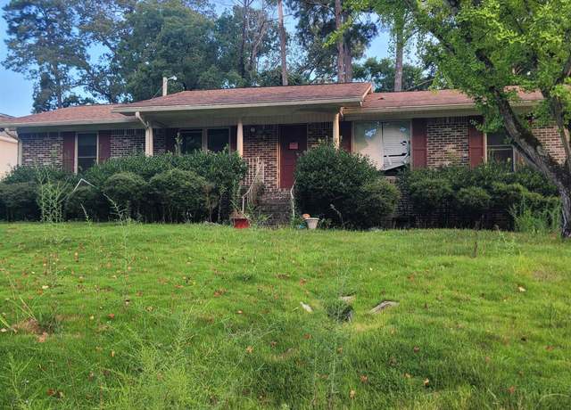 Property at 708 Southgate Ln, Bessemer, AL 35022, 3 beds, 2 baths