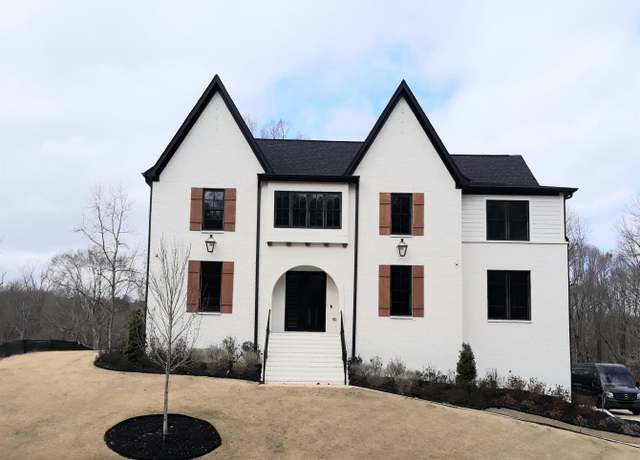 Property at 2081 Highland Gate Way, Hoover, AL 35244, 5 beds, 4.5 baths
