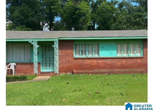Property at 3233 Agate St, Montgomery, AL 36105, 3 beds, 1 bath