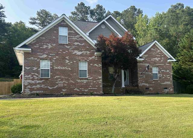 Property at 61 Summerfield Ln, Jacksonville, AL 36265, 3 beds, 2.5 baths