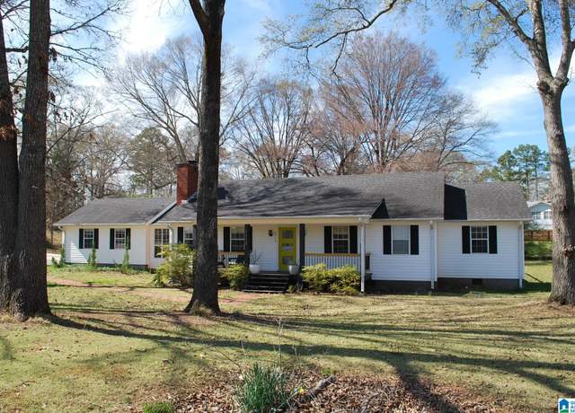 Property at 7113 Skyline Dr, Pell City, AL 35128, 3 beds, 2 baths