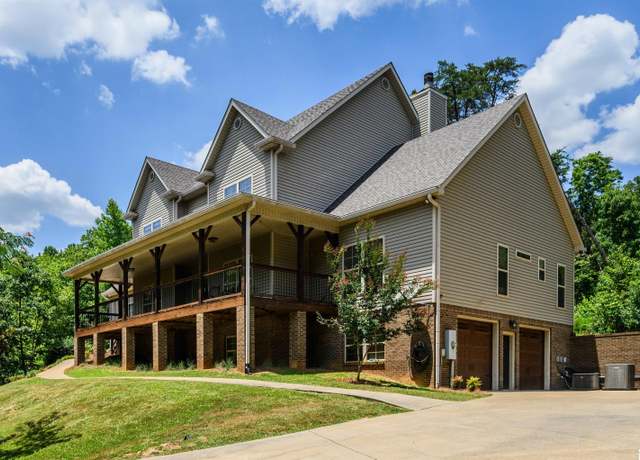 Property at 1249 Ferry Rd, Columbiana, AL 35051, 6 beds, 4 baths