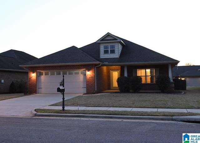 Property at 409 Mosseyleaf Dr SW, Huntsville, AL 35824, 3 beds, 2.5 baths
