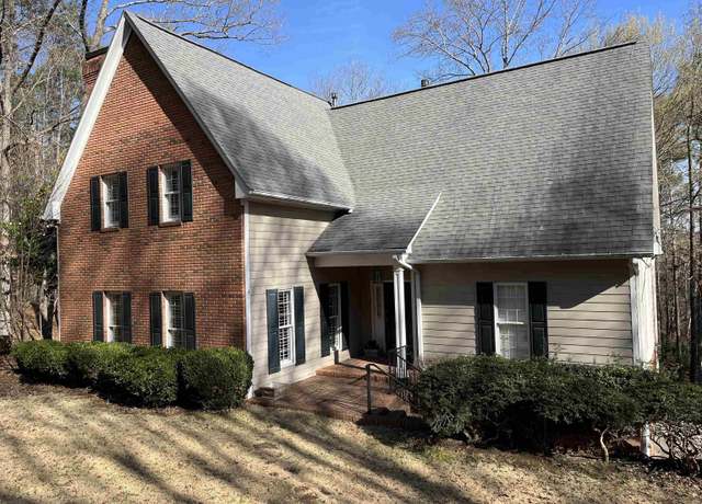 Property at 2700 Old Looney Mill Cir, Birmingham, AL 35243, 4 beds, 3.5 baths