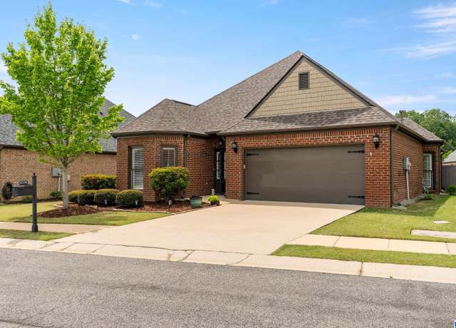 Property at 6228 Bent Brook Dr, Bessemer, AL 35022, 3 beds, 2 baths