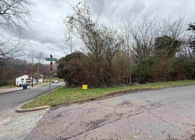 Property at 3101 Mckleroy Ave #10, Anniston, AL 36201