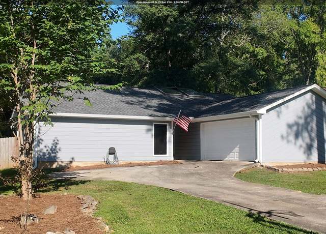 Property at 2212 Pup Run Dr, Helena, AL 35080, 3 beds, 2 baths