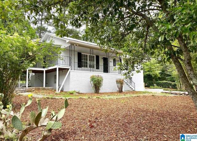 Property at 7433 Roosevelt Dr, Leeds, AL 35094, 3 beds, 2 baths