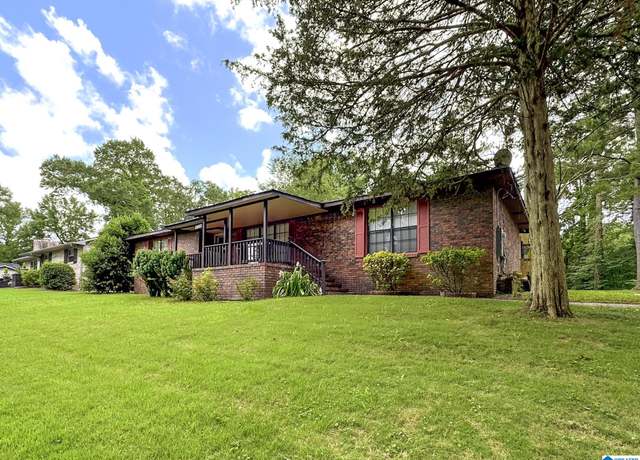 Property at 128 Carla Ave, Trussville, AL 35173, 3 beds, 2 baths