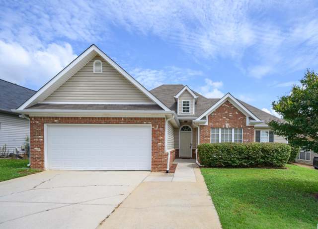 Property at 152 Camden Lake Dr, Calera, AL 35040, 3 beds, 2 baths