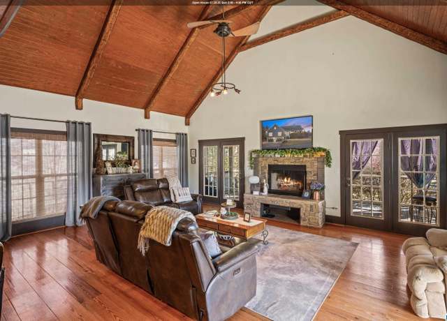 Property at 427 Perkins Landing Cv, Columbiana, AL 35051, 3 beds, 2 baths