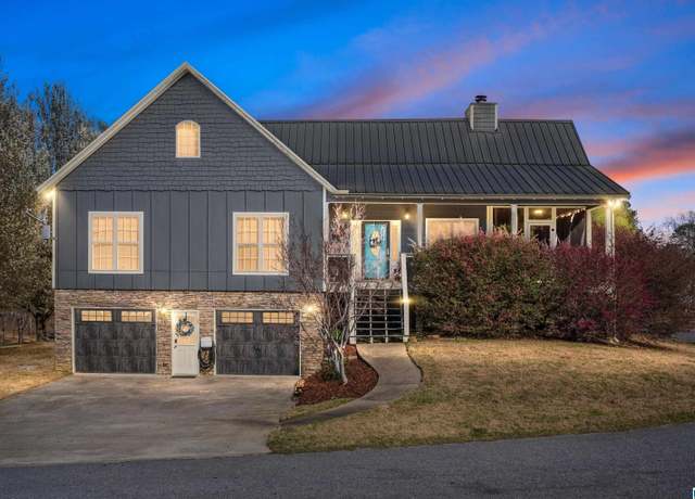 Property at 427 Perkins Landing Cv, Columbiana, AL 35051, 3 beds, 2 baths