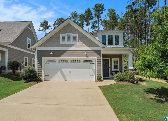 Property at 2819 Village Ln, Birmingham, AL 35211, 4 beds, 2.5 baths
