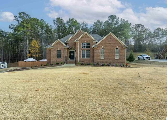 Property at 1084 Long Branch Pkwy, Calera, AL 35040, 4 beds, 3 baths