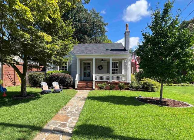 Property at 1504 Manhattan St, Homewood, AL 35209, 3 beds, 2 baths