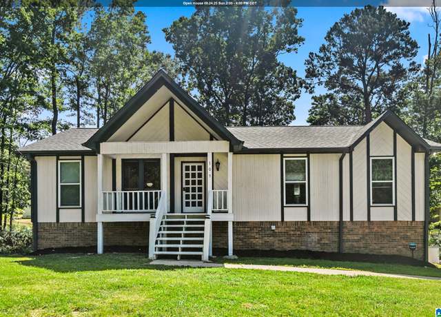 Property at 105 Hielary Cir, Hueytown, AL 35023, 3 beds, 2 baths