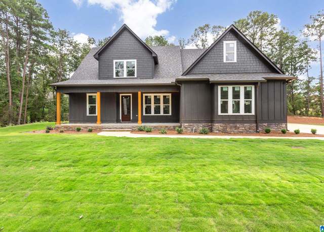 Property at 5024 Collins Dr, Pell City, AL 35128, 4 beds, 2.5 baths
