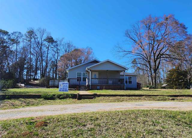Property at 5225 Wade St, Helena, AL 35080, 2 beds, 1 bath