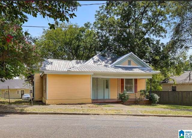 Property at 2427 30th St, Birmingham, AL 35208, 4 beds, 2 baths