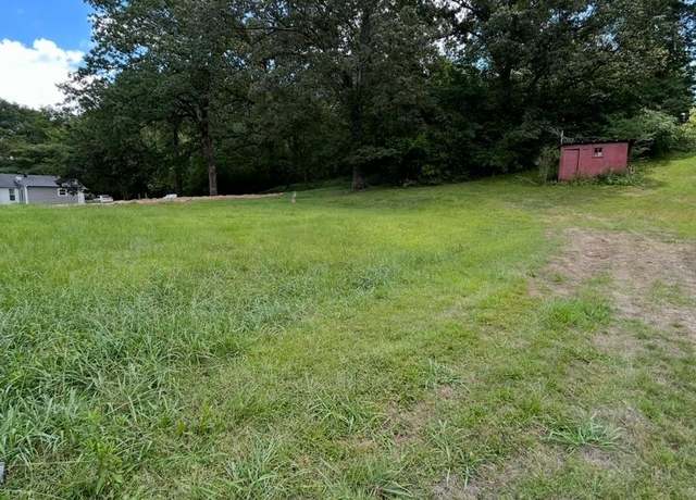 Property at 3585 Queenstown Rd #004, Trussville, AL 35173