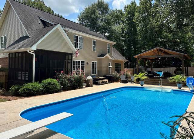 Property at 517 Woodridge Trl, Oxford, AL 36203, 5 beds, 3.5 baths