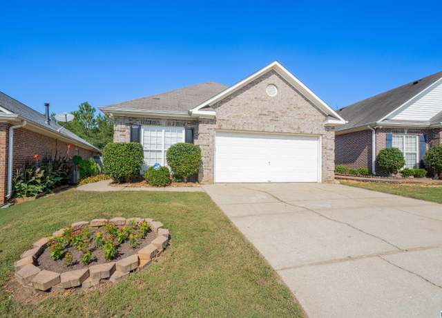 Property at 4717 Longmeadow Dr, Bessemer, AL 35022, 2 beds, 2 baths