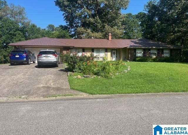 Property at 2215 Vicki Dr, Birmingham, AL 35235, 3 beds, 2 baths