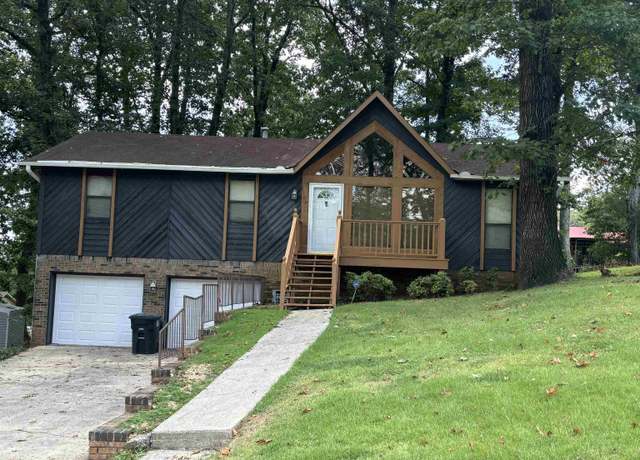 Property at 1109 Moonglow Cir, Birmingham, AL 35215, 3 beds, 2 baths