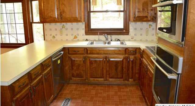Photo of 115 Mountain Oaks Dr, Sterrett, AL 35147