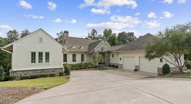 Photo of 5117 Club Ridge Dr W, Vestavia Hills, AL 35242