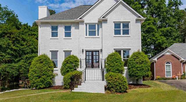 Photo of 837 Crest Cv, Hoover, AL 35226