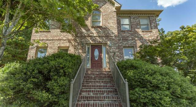 Photo of 1413 Oak Park Cir, Hoover, AL 35080