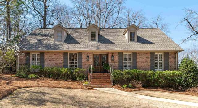 Photo of 3948 River View Dr, Vestavia Hills, AL 35243