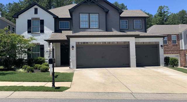 Photo of 677 Chelsea Station Cir, Chelsea, AL 35043