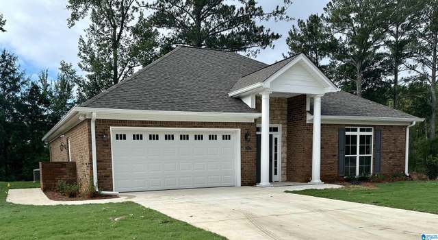 Photo of 202 Village Cir, Anniston, AL 36207
