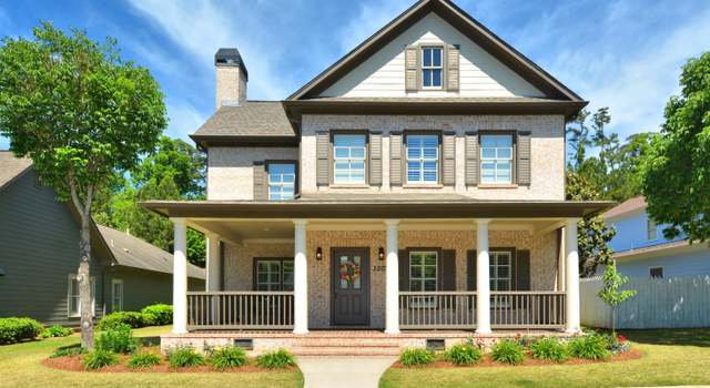 Photo of 1209 Boundary St, Hoover, AL 35242