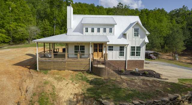Photo of 561 Mountain Crest Dr, Pell City, AL 35128