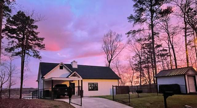Photo of 395 Lakeland Hills Dr, Talladega, AL 35160