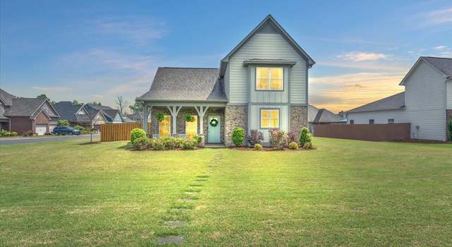 Photo of 305 Shelby Farms Ln, Alabaster, AL 35007