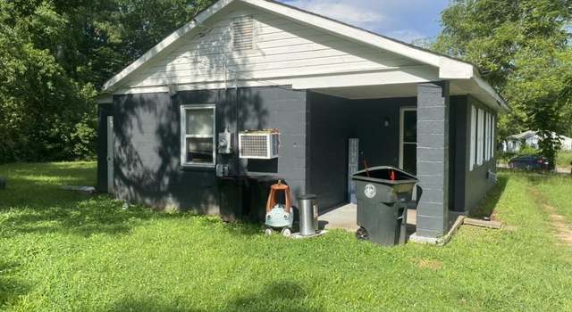 Photo of 2001 Henry Crumpton Dr, Birmingham, AL 35211